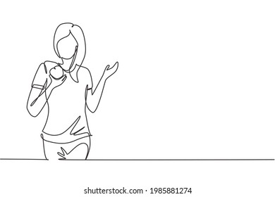 Single continuous line drawing young female having fruits meal with hand. Happy and enjoy dessert at restaurant. Delicious and healthy food. Dynamic one line draw graphic design vector illustration