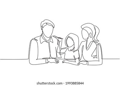 Single continuous line drawing young family having fun together in modern restaurant. Daughter feeds her father with love. Happy little family concept. One line draw graphic design vector illustration