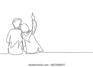 Single continuous line drawing young Arabian girl in love sit lay shoulder her boyfriend   looking at moon   stars  Man   woman enjoying romantic night together  One line draw graphic design