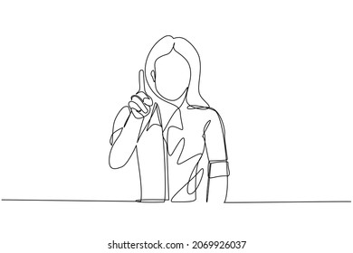 Una sola línea contínua dibujando a una joven apuntando hacia el dedo mientras se pone de pie y sonríe. Mujer linda apuntando espacio de copia. Concepto de emoción y lenguaje corporal. Ilustración vectorial de diseño de líneas de una línea