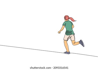 Single continuous line drawing of young agile woman runner run relax to fulfill leisure time. Healthy sport action concept. Trendy one line draw design vector illustration for running race promotion