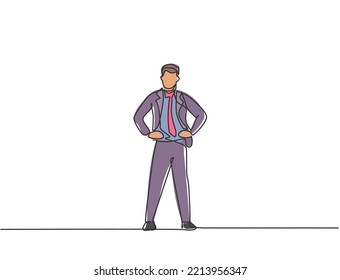 Single continuous line drawing young business man standing on the street thinking of his business. Minimalism metaphor business vision concept. Dynamic one line draw graphic design vector illustration