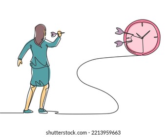 Single continuous line drawing young business woman hit the analog clock on wall with dart arrow. Business vision minimalism metaphor concept. Dynamic one line draw graphic design vector illustration.