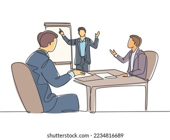 Single continuous line drawing of young happy business coach presenting lesson to class members. Business meeting and presentation concept. Modern one line draw design graphic vector illustration