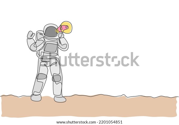 Single continuous line drawing young\
astronaut holding megaphone and speaking loudly to public in moon\
surface. Cosmonaut outer space concept. Trendy one line draw\
graphic design vector\
illustration