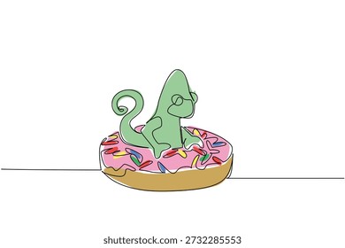 Desenho de linha única de animais encantadores bonitos mostra camaleão verde deitado dentro de rosquinha polvilhada para o conceito de comida de pastelaria. A arte colorida é perfeita para o propósito do cartaz do berçário com réptil adorável da floresta