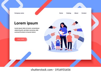 Problemas sociales de madres solteras. Manos de personas apuntando a una mujer con tres niños de ilustración vectorial plana. Mamá con muchos niños, concepto de maternidad para banner, diseño de sitios web o página web de inicio
