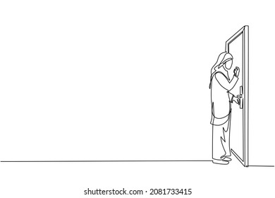 Single one line drawing Arab businesswoman knocking at door. Woman standing at entrance of room knocking door. Female in business blazer is knocking at door. Continuous line draw design graphic vector