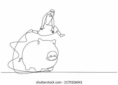 Una sola línea que dibuja a un empresario árabe saltando sobre un banco de cerdos. Gestión financiera con planificación presupuestaria. Seguridad del almacenamiento de dinero. Ilustración de líneas continuas moderna de diseño gráfico vectorial