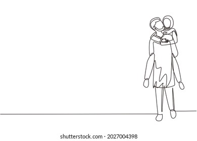 Single one line drawing Arabian man carrying and embracing woman. Happy romantic couple in love. Young couple relationship celebrate wedding anniversary. Continuous line draw design graphic vector