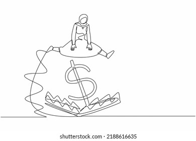 Una sola línea dibujando a una mujer de negocios árabe saltando sobre el riesgo del dinero con el símbolo del dólar grande. Trampa de dinero financiero, esquema de negocios de ponzi. Ilustración vectorial de diseño de línea continua