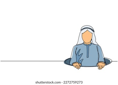 Eine einzige Linie, die arabische Geschäftsleute zu zeichnen, die versuchen, aus dem Loch herauszukommen, Metapher, um große Probleme zu bewältigen. Geschäftskämpfe. Stärke für den Erfolg. Grafische Vektorgrafik für kontinuierliche Linien