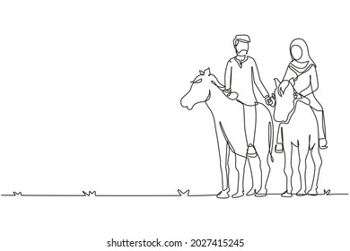 Single one line drawing Arabic couple riding horses hand in hand at sunset. Man making proposal marriage to woman. Engagement and love relation. Continuous line draw design graphic vector illustration