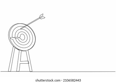 Single one line drawing arrow missed hitting target mark. Shot miss. Failed inaccurate attempts to hit archery target. Business challenge failure metaphor. Continuous line draw design graphic vector