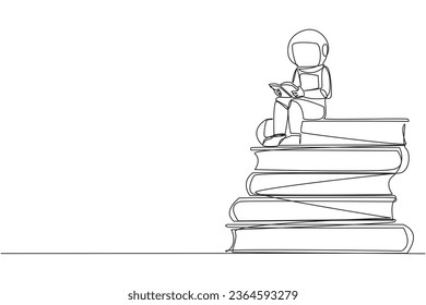 Single one line drawing astronaut sitting on pile of books reading book. High interest in reading. Opening horizon of thinking. Space book festival concept. Continuous line design graphic illustration