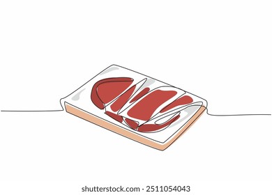 Uma única linha desenhando pedaços de carne em embalagem de caixa de plástico selada a vácuo. Deliciosa carne. Meltique! Bife com um gosto saboroso. Dia Nacional da Comida Congelada. Ilustração gráfica de design de linha contínua