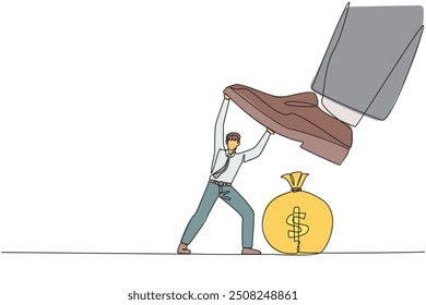 Un solo hombre de negocios de dibujo de línea detiene el pie del gigante que quiere pisar la bolsa de dinero. Restringir la codicia que quiere destruir las ganancias de los negocios. Ilustración gráfica de diseño de línea continua