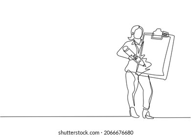 Single one line drawing businesswoman holding clipboard with checklist. Business success completed plan. Goal achievements planning schedule. Continuous line draw design graphic vector illustration