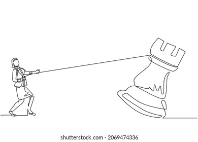 Single one line drawing businesswoman pulling big rook chess with rope. Business achievement goal, strategy, competitive, strategic concept. Continuous line draw design graphic vector illustration