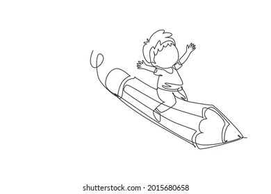 Un solo dibujo de un niño feliz sentado en un lápiz volador, prepárense para estudiar. Niños montando en estacionario. De vuelta a la escuela o al concepto de pensamiento creativo. Diseño gráfico de dibujo de línea continua moderno