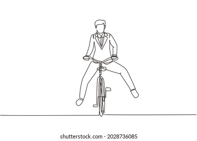 474 Man riding bike simple drawing Images, Stock Photos & Vectors ...