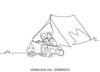 Single one line drawing happy romantic couple summer camp. Man woman sitting by fireplace on log. Bonfire with marshmallow. Outdoor vacation in forest. Continuous line draw design vector illustration
