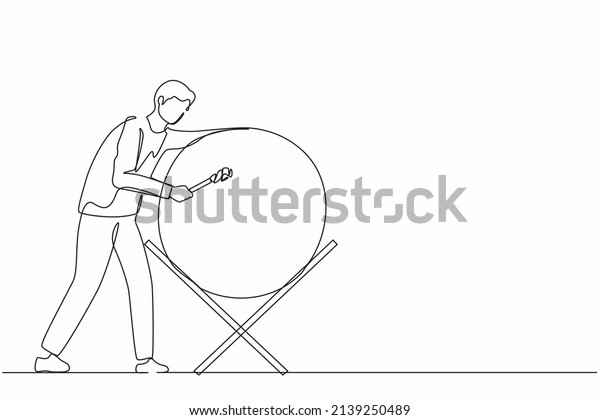 Single one line drawing happy man hitting bedug or\
traditional drum for suhoor and iftar time Ramadan. Muslim person\
calling other people to pray to mosque. Continuous line draw design\
graphic vector