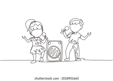 Single one line drawing little boy and girl sing a song together. Good performance and talent on stage. Beautiful melodic singing of children. Continuous line draw design graphic vector illustration