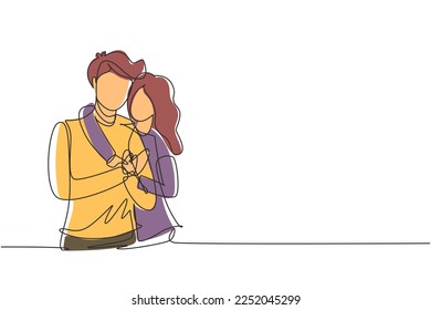 Single one line drawing lovers man and woman hug. Happy family concept. Couple in relationship in love. Happy man hugging his partner woman. Modern continuous line design graphic vector illustration