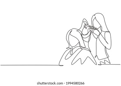 Single one line drawing pretty brunette working as hairdresser and cutting hair tips of female customer in beauty salon. Hair style concept. Continuous line draw design graphic vector illustration