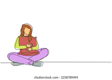 Una sola línea dibujando a una linda chica sentada y abrazando una almohada. La joven se sienta con los ojos cerrados y está a punto de irse a la cama. Relajación y tiempo para dormir. Vector gráfico de diseño de trazos de línea continua