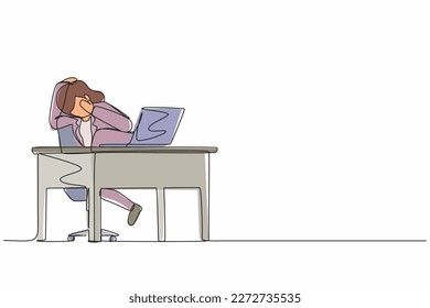 Single one line drawing scared woman manager looking at laptop computer screen. Shocked girl watching video on her notebook computer at home. Continuous line draw design graphic vector illustration