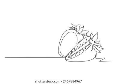 Una sola línea de dibujo entero y en rodajas de fresa orgánica saludable para la identidad del logotipo del huerto. Concepto de baya fresca para el icono de jardín de frutas. Ilustración vectorial gráfica moderna de diseño de dibujo de línea continua