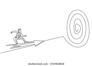 Single one line drawing of young smart male employee fly using arrow and focus to hit target. Business finance goal minimal concept. Modern continuous line draw design graphic vector illustration