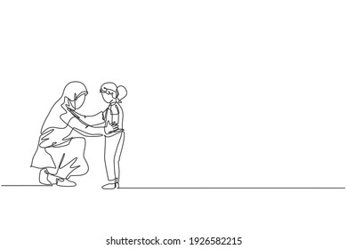 Single one line drawing young Arabian mother talking, giving good advise to her daughter vector illustration. Happy Islamic muslim family parenting concept. Modern continuous line graphic draw design