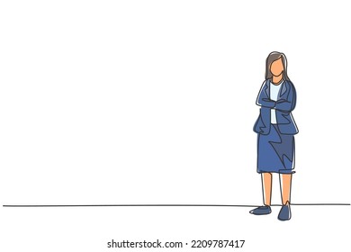 Single one line drawing of young smart businesswoman standing and cross her arms on chest. Business finance growth minimal concept. Modern continuous line draw design graphic vector illustration