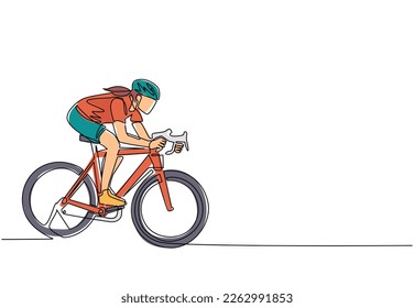 Dibujo de una sola línea de una joven enérgica mujer carrera de ciclismo foco tren su velocidad en la sesión de entrenamiento. Concepto de ciclista de carreras. Evento deportivo saludable para ciclismo. Vector gráfico de diseño de trazos de línea continua