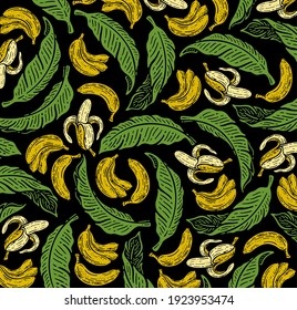 Single pattern of banana fruit and leaves in doodle vintage style.