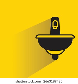 Icono de fregadero con fondo amarillo de sombra