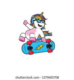 skate unicorn in white background