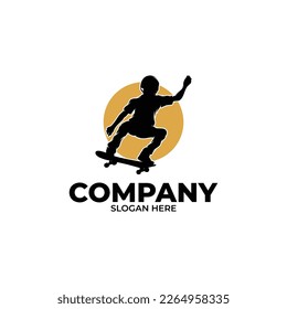 Plantilla de diseño del logotipo del jugador de skateboard