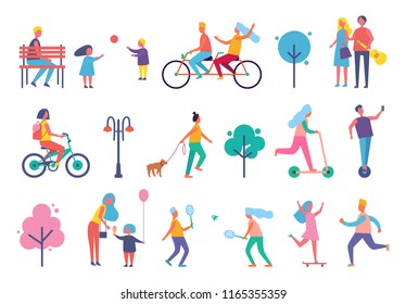 Persona de patinaje en iconos aislados scooter conjunto vector. Gente jugando tenis, atrapando mariposas y en bicicleta. Guitarista caminando con mujer