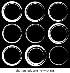 Sketchy circles with hand-drawn effect. Set 9 grungy circles