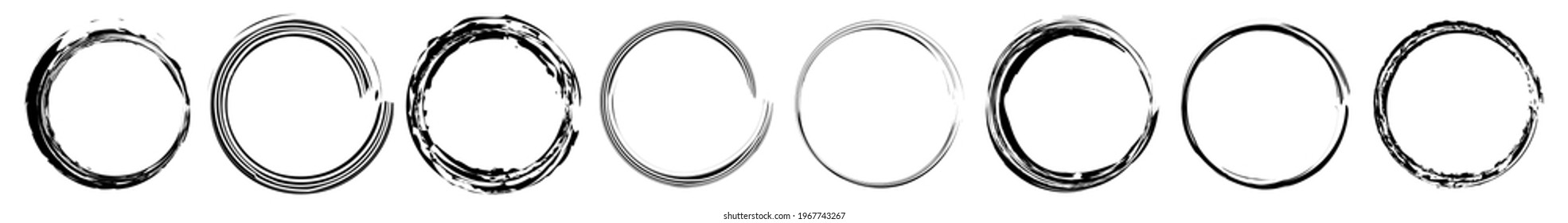 Sketchy, scribble, grungy circle textured design element
