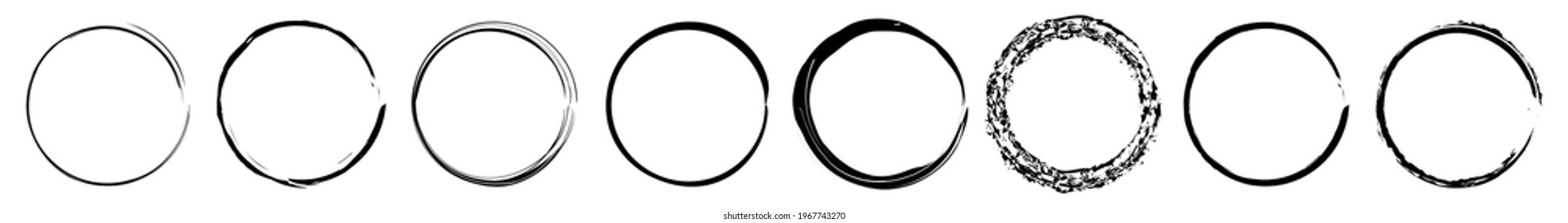 Sketchy, scribble, grungy circle textured design element