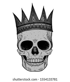Skull of king hand drawn illustration. Tattoo vintage print. Crown and skull. Black and white illustration. Vector print. Gold crown on the skull.