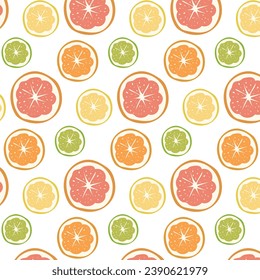 Trozos de pomelo, limón, lima y naranja dispuestos en orden aleatorio. Patrón de cítricos fresco sobre un fondo blanco. Ideal para menús, tarjetas, carteles, impresiones, empaque, tela. Imagen vectorial. 