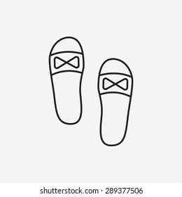 Slippers line icon