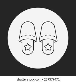 Slippers line icon
