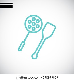 slotted spoon and a wooden spatula for frying icon